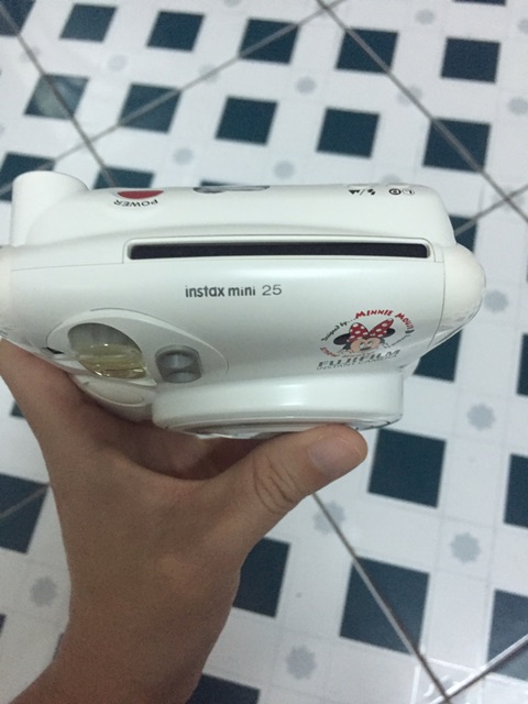 Máy ảnh ra hình ngay Fujifilm Instax Mini 25 (second hand-qua sử dụng mới 95%)