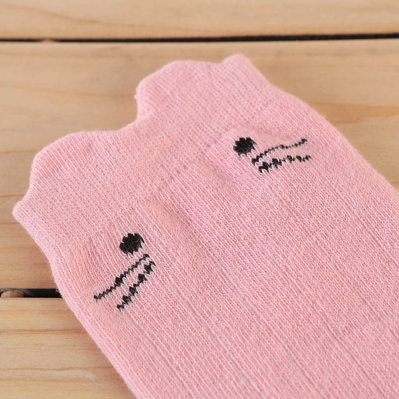 Tất cotton dài ngang gối họa tiết mèo xinh xắn cho bé gái