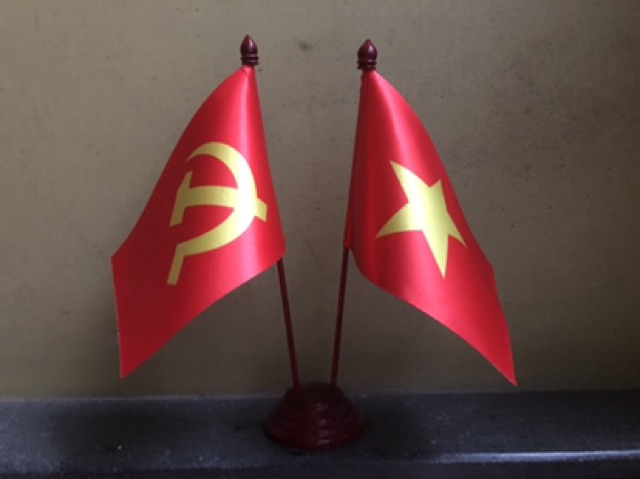 Cờ để bàn Việt Nam - Đảng đế mini thấp cao 32cm | BigBuy360 - bigbuy360.vn