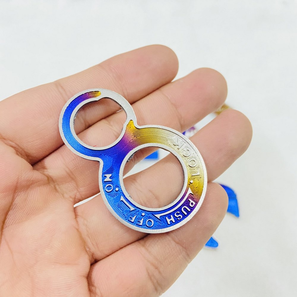 Combo tem titan dán ổ khóa kèm ốp nắp dầu titan cho xe SATRIA, RAIDER fi