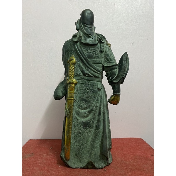 Tượng đồng ông quan công
