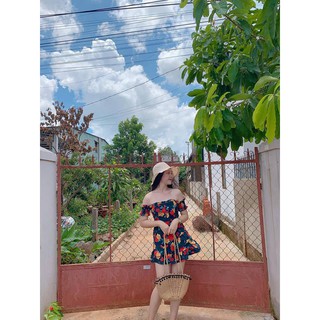 Đầm hoa trễ vai