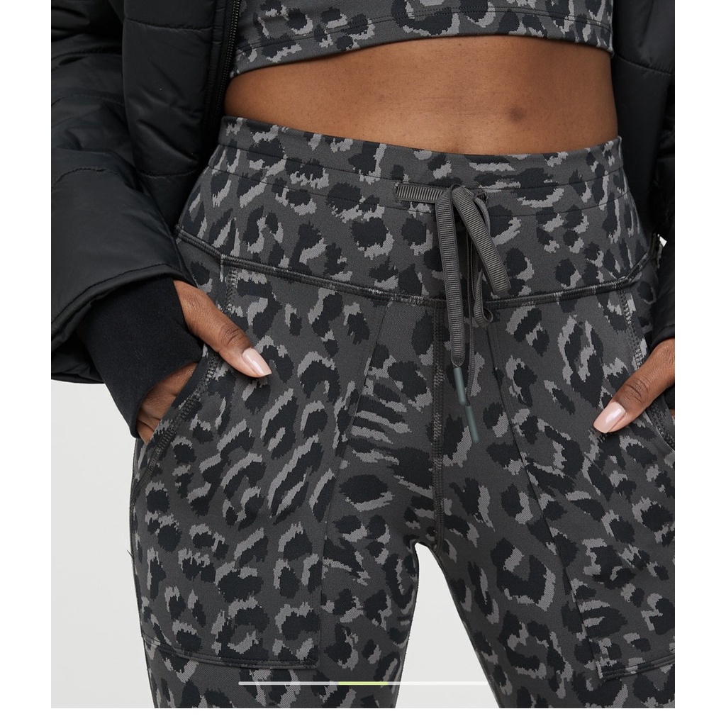 Quần tập seam jogger camo thể thao nữ xuất khẩu - Hàng dư xịn