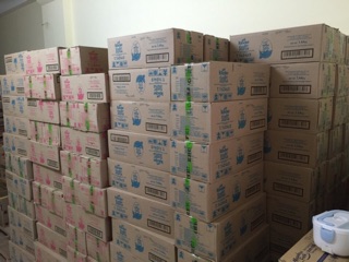 THÙNG TRỨNG KINDER JOY 72 QUẢ