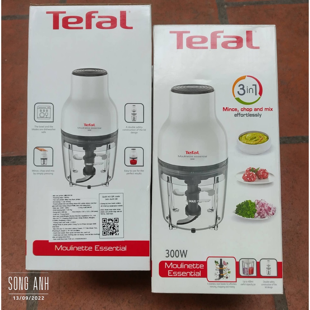 Máy xay thực phẩm Tefal Essential MB520138 nhỏ xinh với dung tích cối chỉ 400ml công suất 300W, hàng chính hãng
