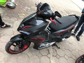 Gương gù thái lan lắp chân gương