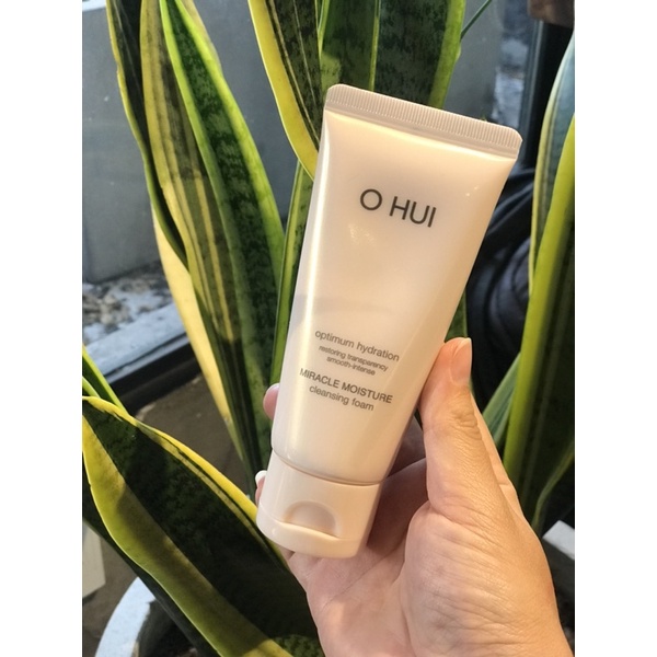 Sữa rửa mặt Ohui hồng cấp ẩm cho da khô da thường Miracle 80ml