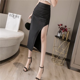 Chân váy nhún xẻ tà