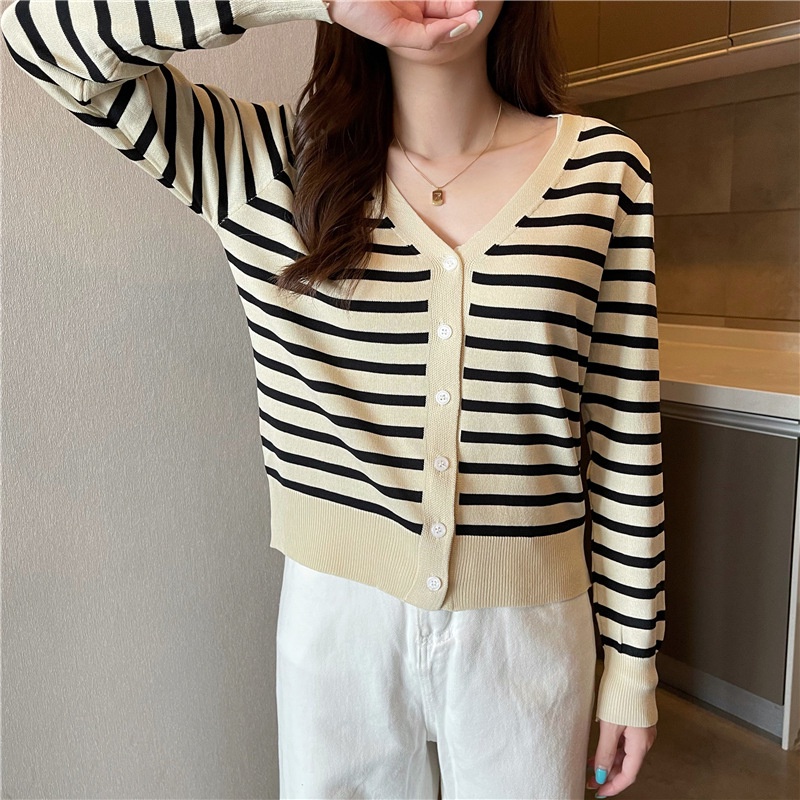 Áo khoác cardigan IELGY cổ chữ V tay dài chống nắng vải lụa băng dệt kim mỏng dáng rộng kẻ sọc