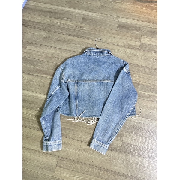 Áo khoác croptop Jeans P@csun ✨