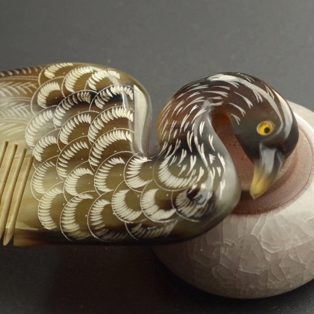 Lược sừng Thiên Nga đẹp làm quà tặng (Size: XL-15 cm) Chăm sóc tóc - Horn Comb of HAHANCO - COH111