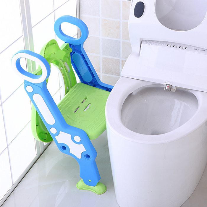 Thang bô vệ sinh có nắp thu nhỏ bồn cầu gấp gọn tiện lợi dùng cho bé trai và bé gái có sẵn tay vịn đi kèm