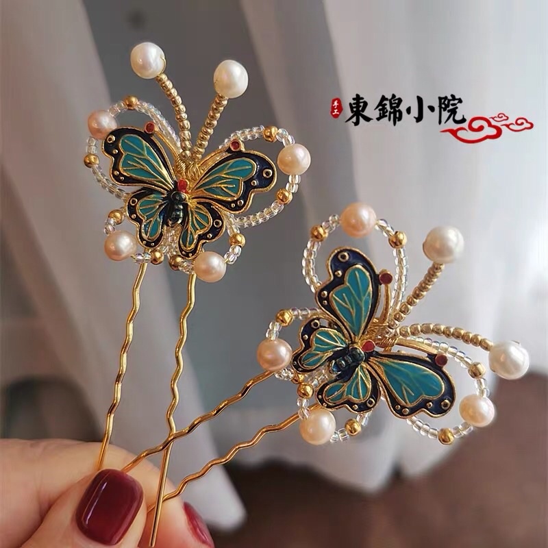 Phụ kiện hầu đồng- châm cài ngọc