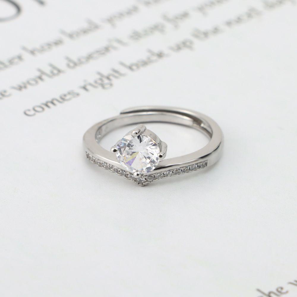 Nhẫn Hở Màu Sắc Thanh Lịch Cho Cặp Đôi