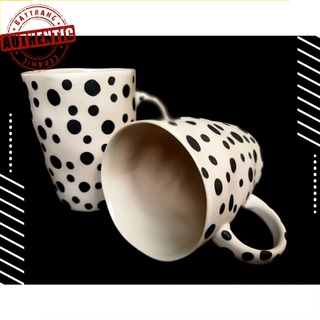 Cốc uống trà méo OANH GIA AUTHENTIC BAT TRANG - Vẽ tay chấm bi