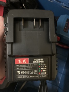 Xiết bu lông DCPB02-18 E