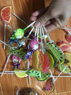 Kẹo mút trái cây