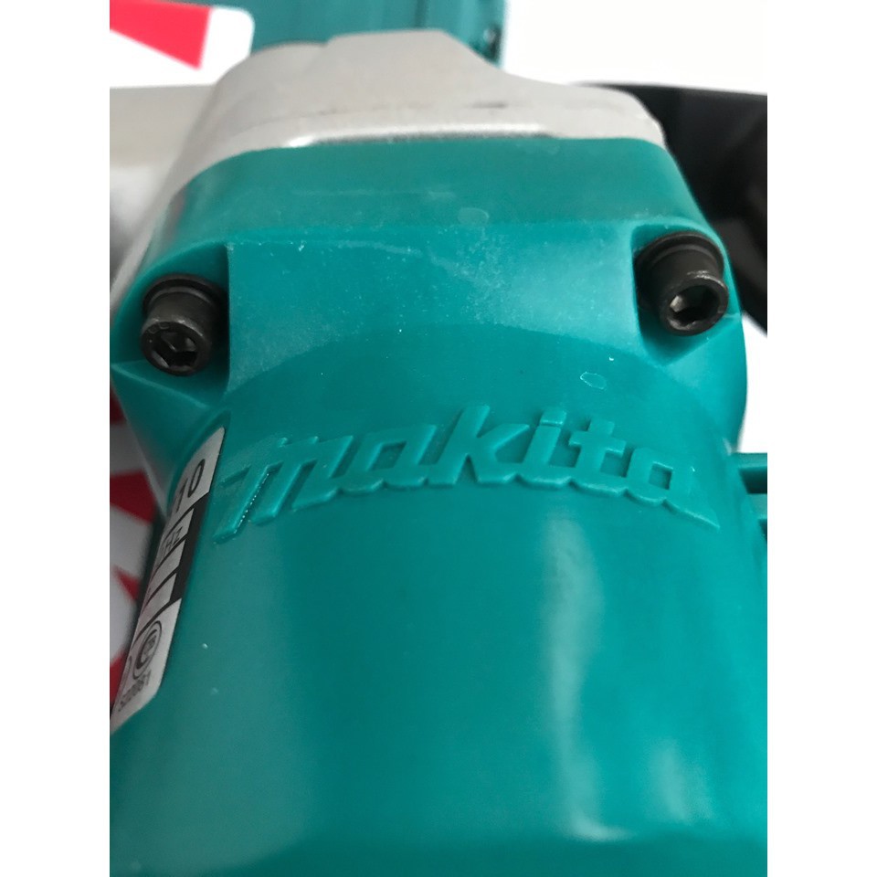 Máy đục bê tông Makita HM0810 - 900W