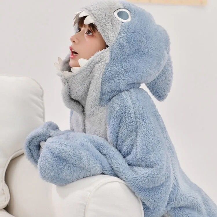 Bộ Đồ Ngủ Hai Mảnh Bằng Vải Bông Tay Dài In Hình Cá Mập Dễ Thương