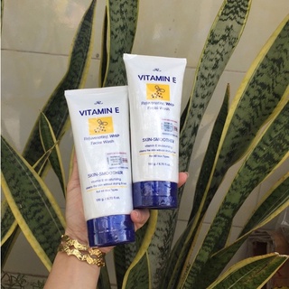 SỮA RỬA MẶT VITAMIN E THÁI LAN