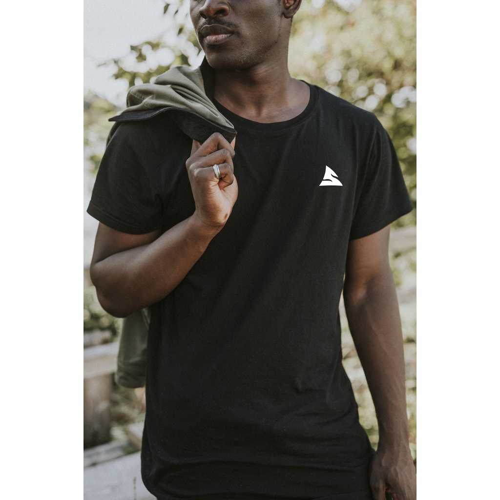 Áo Phông Đen Basic Trơn Thun Cotton Họa Tiết Nhỏ 🔥 𝐅𝐑𝐄𝐄 𝐒𝐇𝐈𝐏🔥 Nam Nữ Unisex Form Rộng Vải Dày Không Xù Lông Cổ Tròn | BigBuy360 - bigbuy360.vn