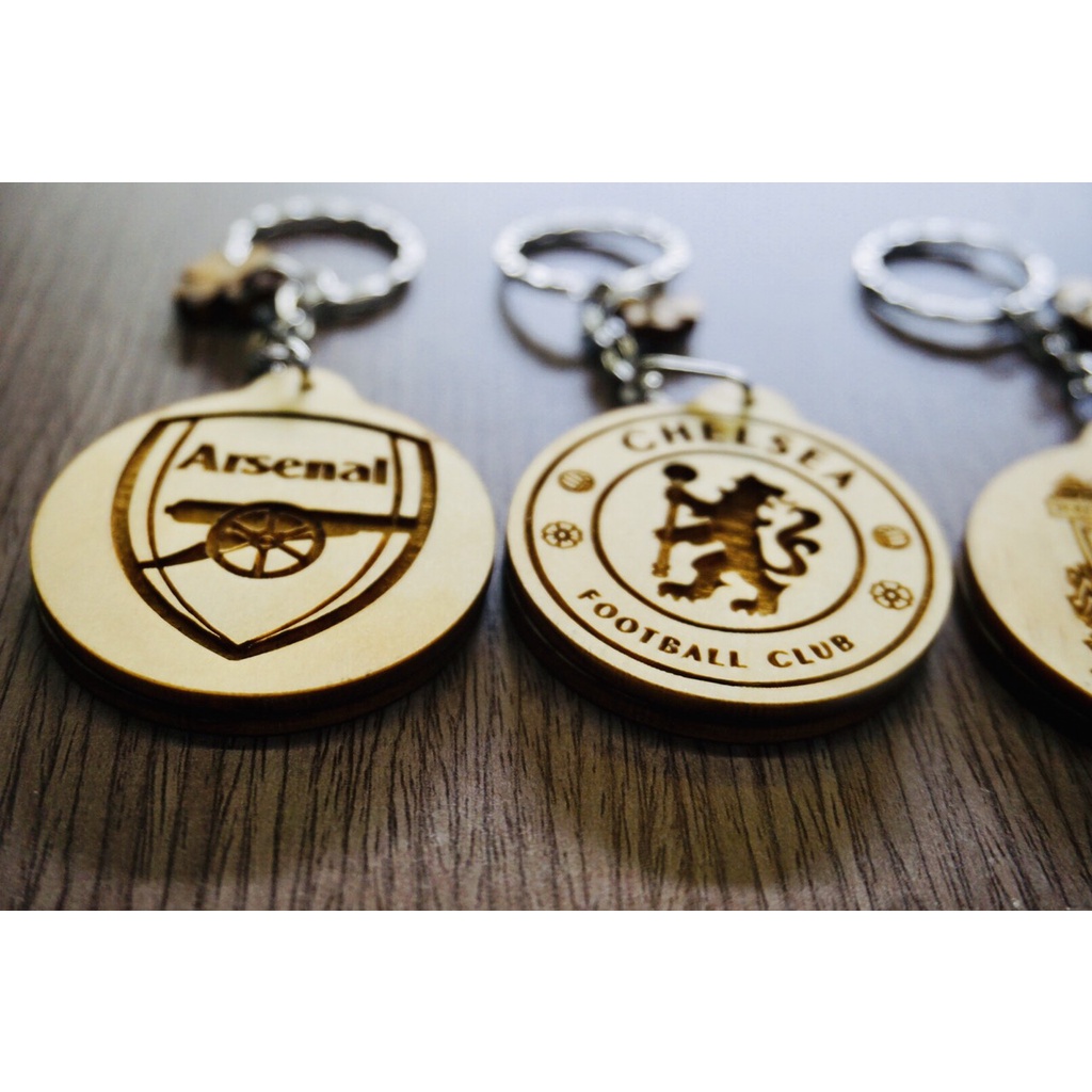 Móc Khóa Gỗ CLB Bóng Đá - 1 mặt Khắc Tên Theo yêu Cầu
