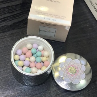 Phấn phủ Ngọc trai Guerlain Meteorites