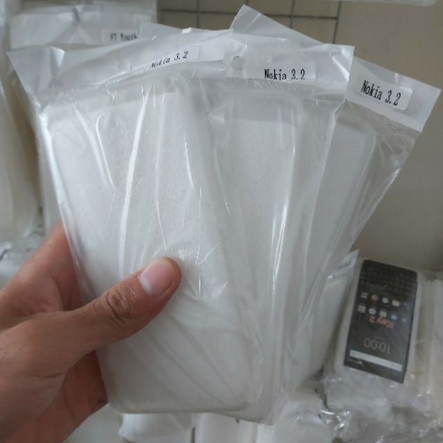 Bộ 3 chiếc ốp dẻo silicon nokia 3.2 trong suốt (loại tốt)