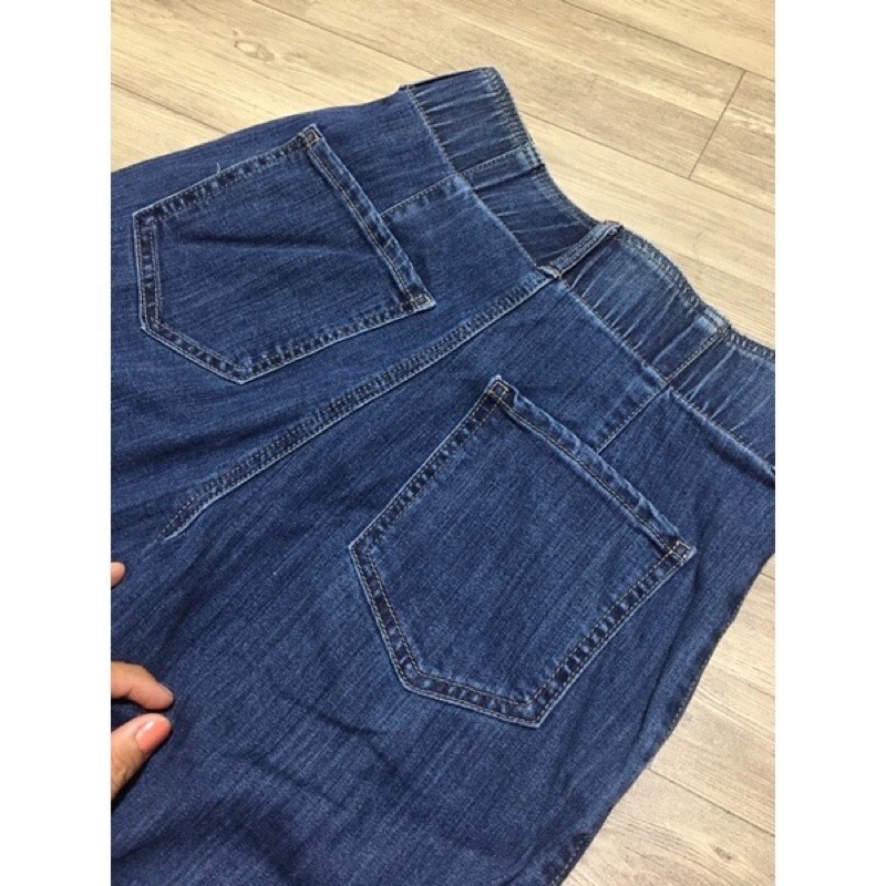 Quần Jeans dáng suông