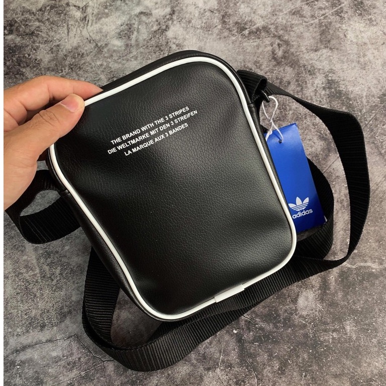 ⚡️ [ HÀNG XUẤT DƯ ] Túi đeo chéo adidas originals Classic Mini Bag - BK2132 ( ảnh thật ) - Hàng Có sẵn