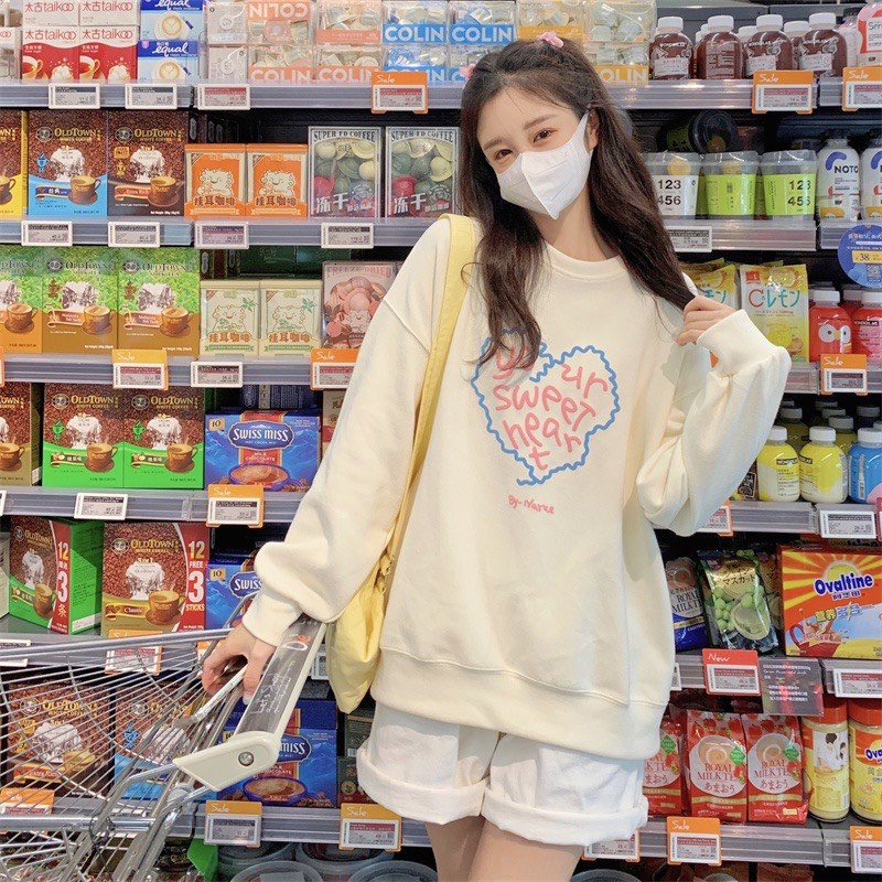Áo Sweater Trái Tim Màu Be Form Rộng Tay Bồng, Áo Nỉ Cổ Tròn Nữ