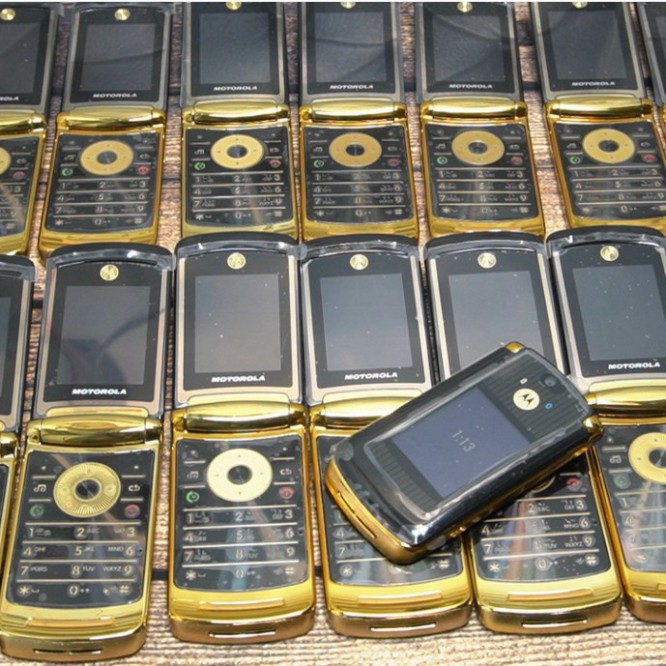 GIÁ KỊCH SÀN Điện Thoại Motorola V8 Nắp Gập Chính Hãng Bảo Hành Uy Tín Đẹp GIÁ KỊCH SÀN | BigBuy360 - bigbuy360.vn