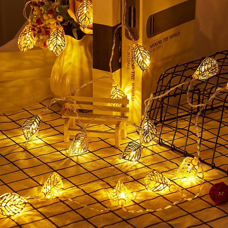 Dây Đèn Led Trang Trí Hình Chiếc Lá