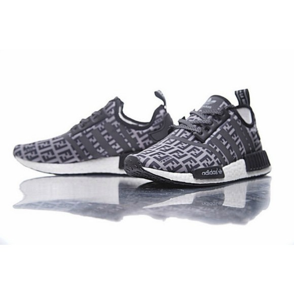 Giày Adidas NMD R1 đen xám