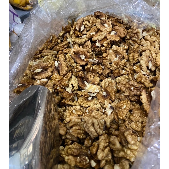 1 kg Nhân óc chó  nguyên k vỡ làm sữa hạt rất ngon