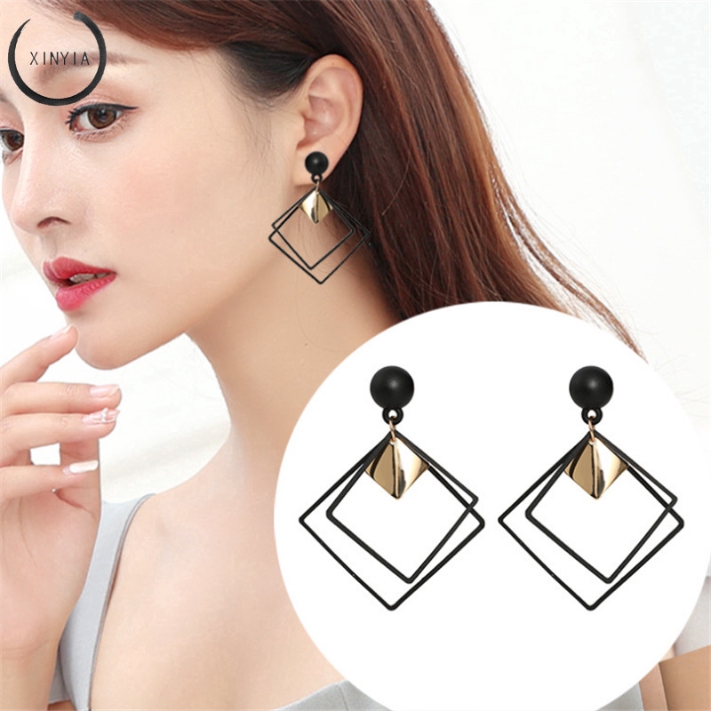 Khuyên tai kim cương giả hoạ tiết Mandala