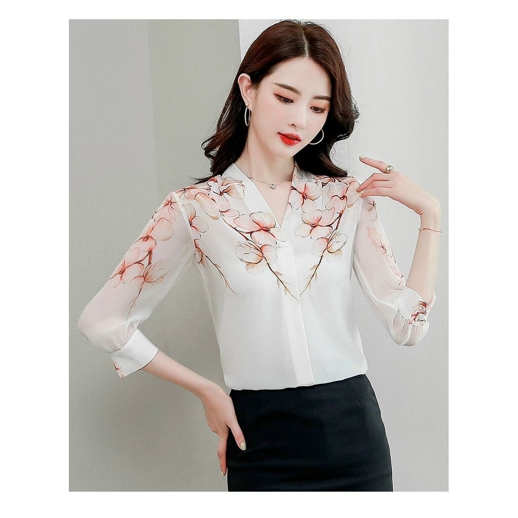 HÀNG QC - ÁO SƠ MI VOAN VAI IN HOA TAY LỠ CỔ V - MH586