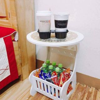 Kệ bàn tròn
Để đầu giường tiện lợi rẻ đẹp mà hữu ích lắm luôn. Rất tiện ích cho gia đình là nơi để các vật dụng cá nhấn.