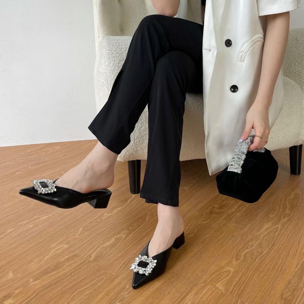 Sục cao gót nơ đá đế vuông cao cấp 4cm OSHO, thiết kế mũi nhọn, chất da mềm sang trọng, êm chân