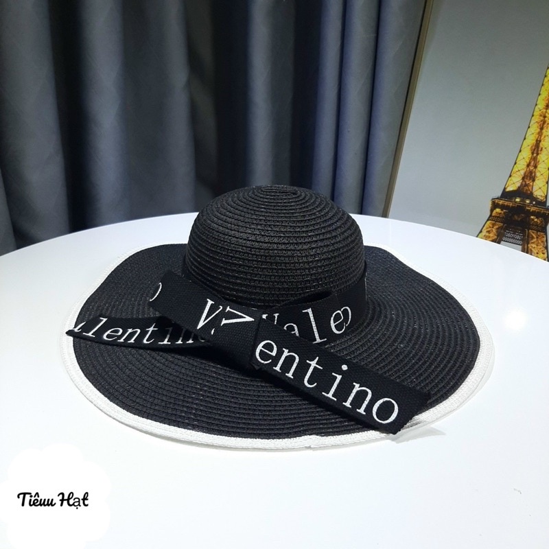 Mũ cói Valentino