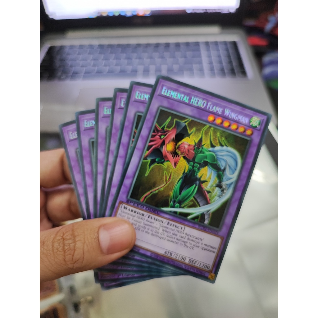 1 lá thẻ bài Elemental HERO Flame Wingman - SGX1-ENA21 - Secret Rare 1st Edition
