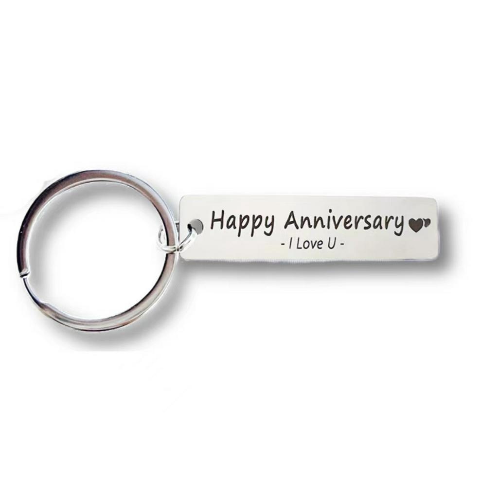 Móc Chìa Khóa Bằng Thép Không Gỉ Khắc Chữ Happy Anniversary Kèm Hộp Đựng