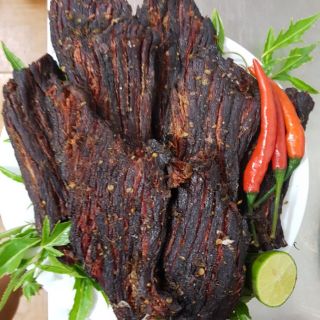 Thịt trâu gác bếp Mường Lò - Yên Bái. Món quà ý nghĩa ngày Tết cổ truyền, gia đình sum vầy bên món ăn đậm chất Việt!