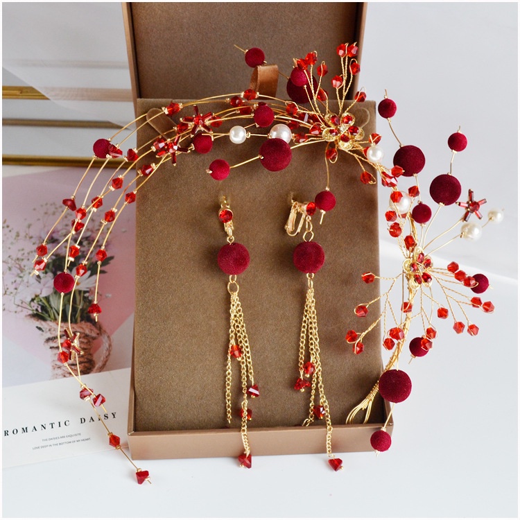 Bộ cài đỏ kèm bông tai Giá chỉ 120k