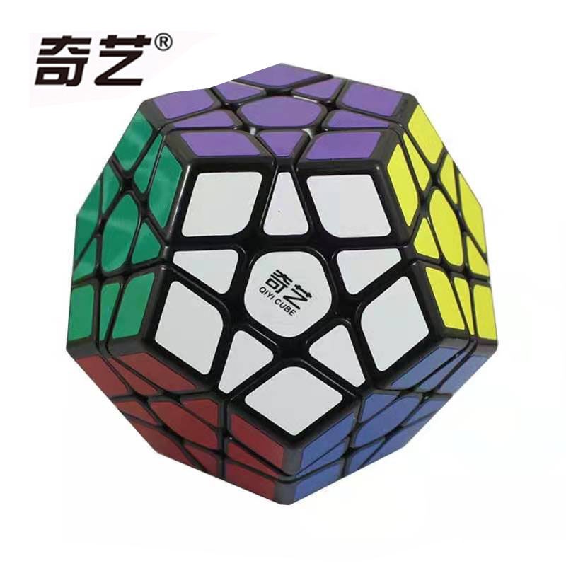 hird-order Rubik's Cube, cho cảm giác mượt mà và có hình dạ