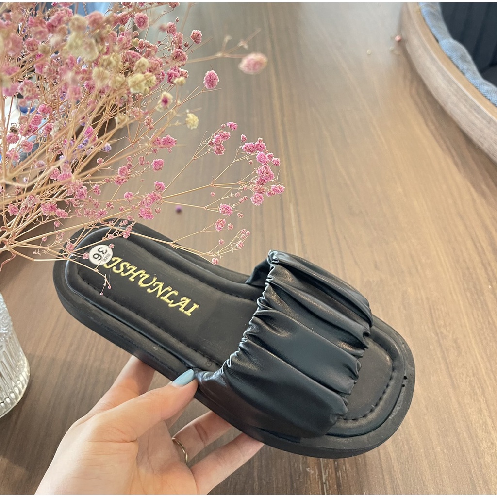 Dép lê da mịn dúm bản to đế dày cao đen trắng - 2P