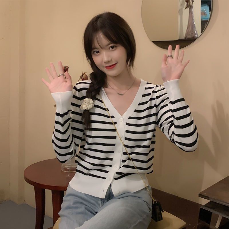 Áo Khoác cardigan Dệt Kim Tay Dài Cổ Chữ v Họa Tiết Kẻ Sọc Phong Cách Hàn Quốc Cho Nữ JL-TX-530