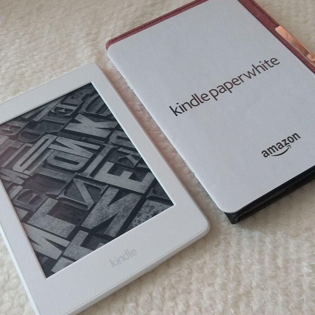 Máy đọc sách Kindle Paperwhite Manga 32Gb