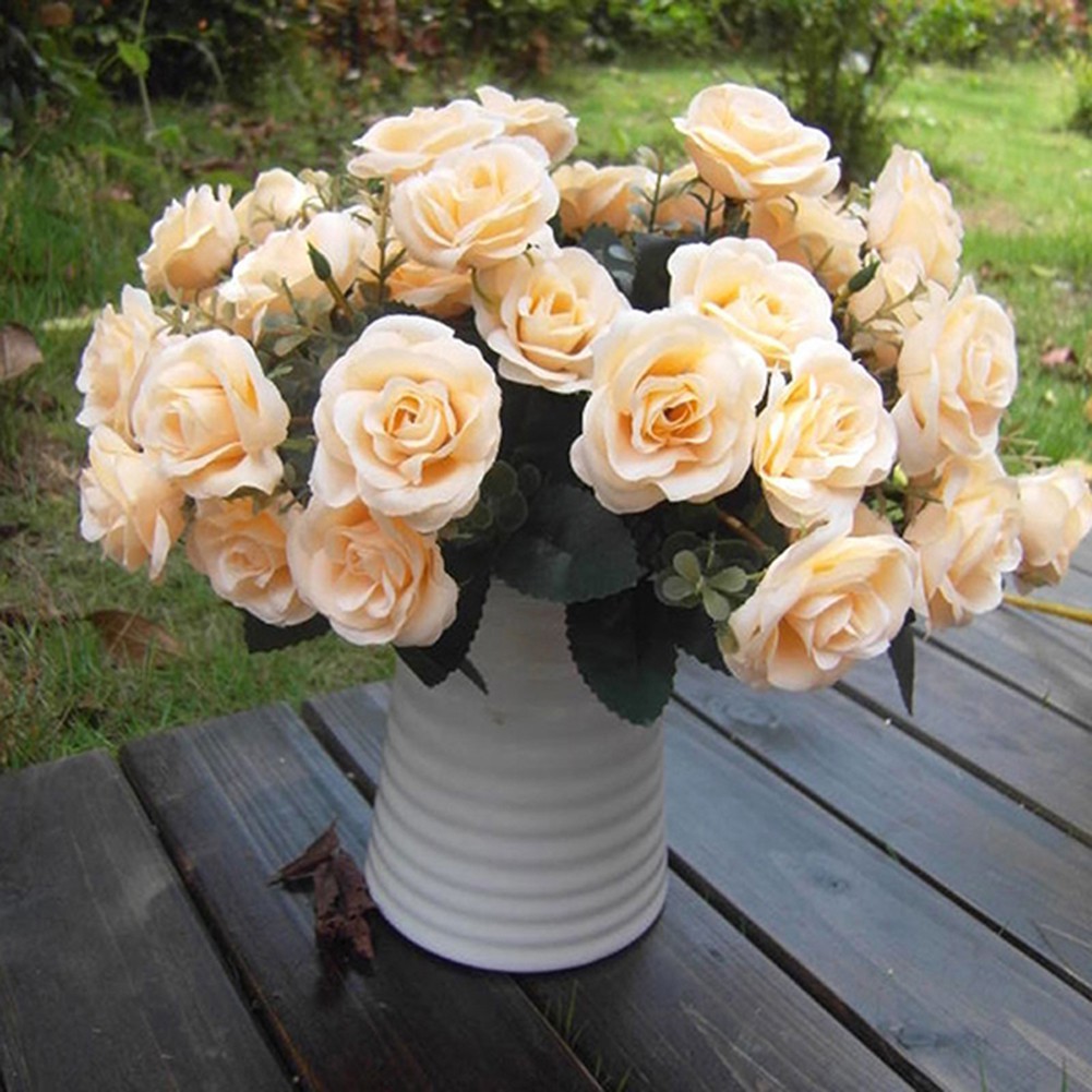 Bó 12 bông hồng giả trang trí như thật độc đáo