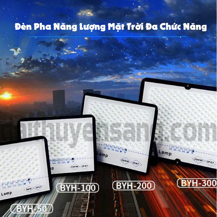 Đèn Pha Năng Lượng Mặt Trời 100W Tổ Ong Chóng Chói Chóng Nước IP67.